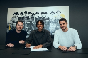 多特小将马内:我热爱防守,会观察所有意大利后卫以学习技巧