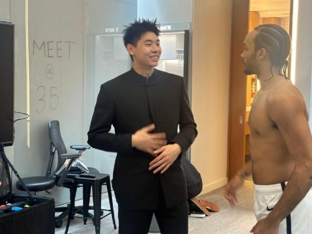 惊艳！崔永熙4分钟5分点燃替补席 赛后喜提新绰号