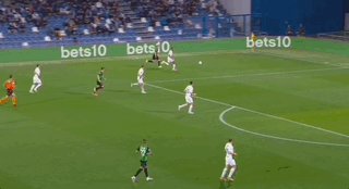 九游体育-【意甲】邓弗里斯被断丢球，国米0比1客负萨索洛