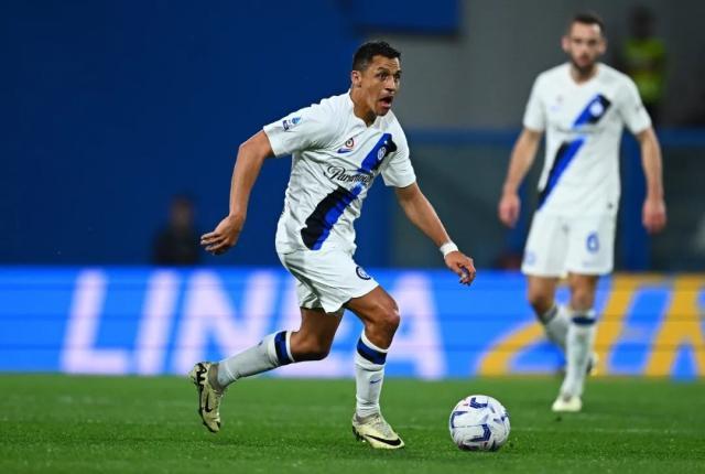 九游体育-【意甲】邓弗里斯被断丢球，国米0比1客负萨索洛