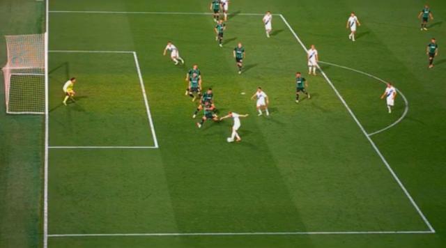 九游体育-【意甲】邓弗里斯被断丢球，国米0比1客负萨索洛