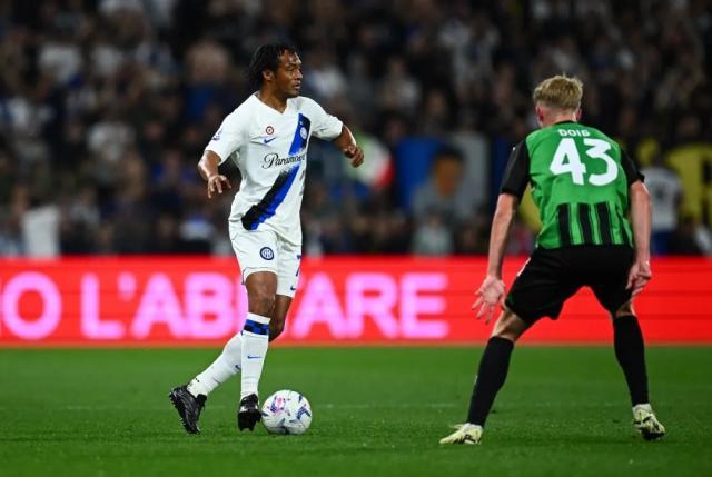 九游体育-【意甲】邓弗里斯被断丢球，国米0比1客负萨索洛