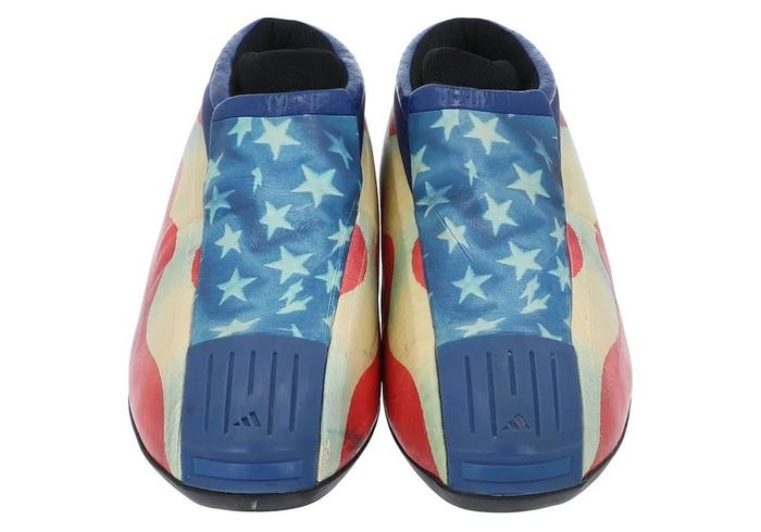 比分直播-科比詹姆斯同款战靴adidas Crazy 2 USA将于2026年复刻