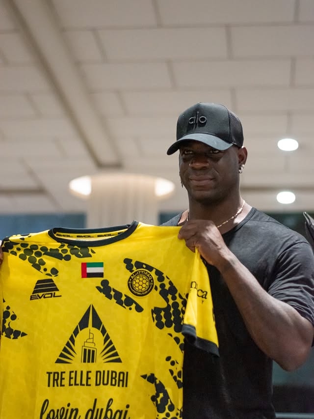 九游体育入口-伊蒂法克主席：我们在德转网站上搜索自由球员，并联系了巴洛特利