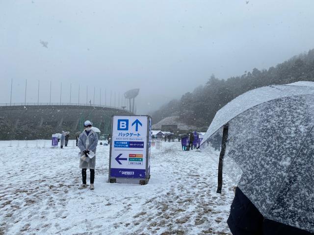 比分直播-广岛的联赛揭幕战: 雪景+烧酒+烤串+围观少女偶像