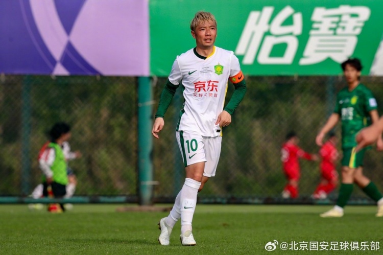 九游体育登录-今天下午，北京国安进行在海口冬训阶段的第一场队内教学赛