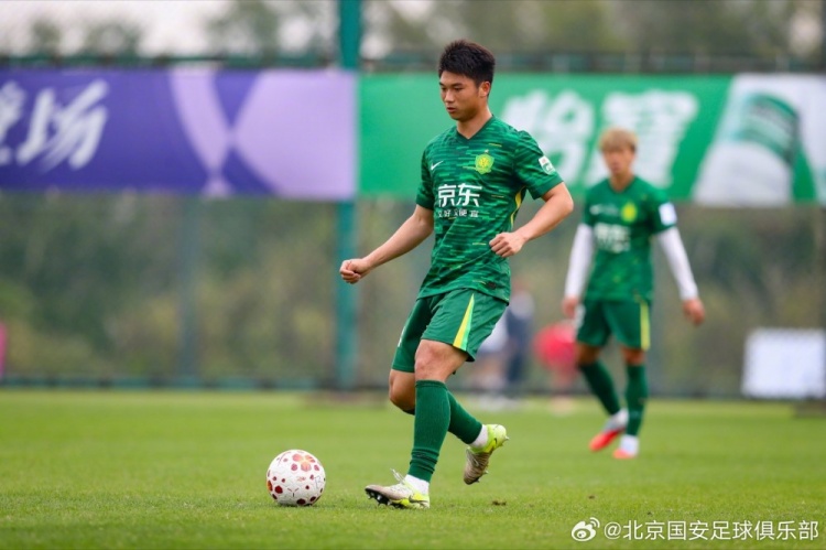 九游体育登录-今天下午，北京国安进行在海口冬训阶段的第一场队内教学赛