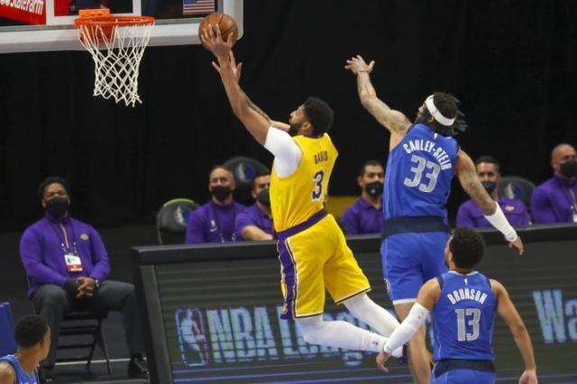 九游体育入口-【湖人球迷电台】千呼万唤浓眉归来，得4分也要夸他？